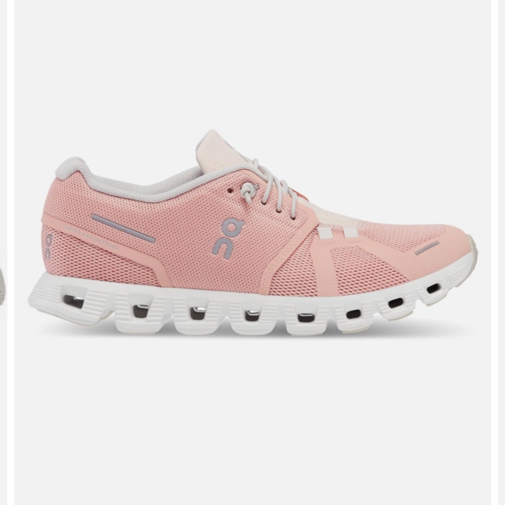 New On Running Cloud 5 Women’s Running Shoes Size 10.5